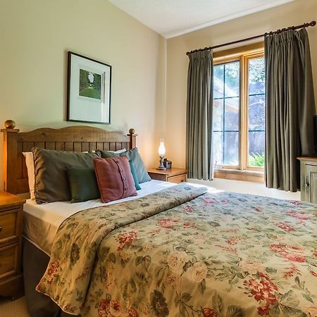 Equinox - Rvmt Hotel Mont-Tremblant Eksteriør billede